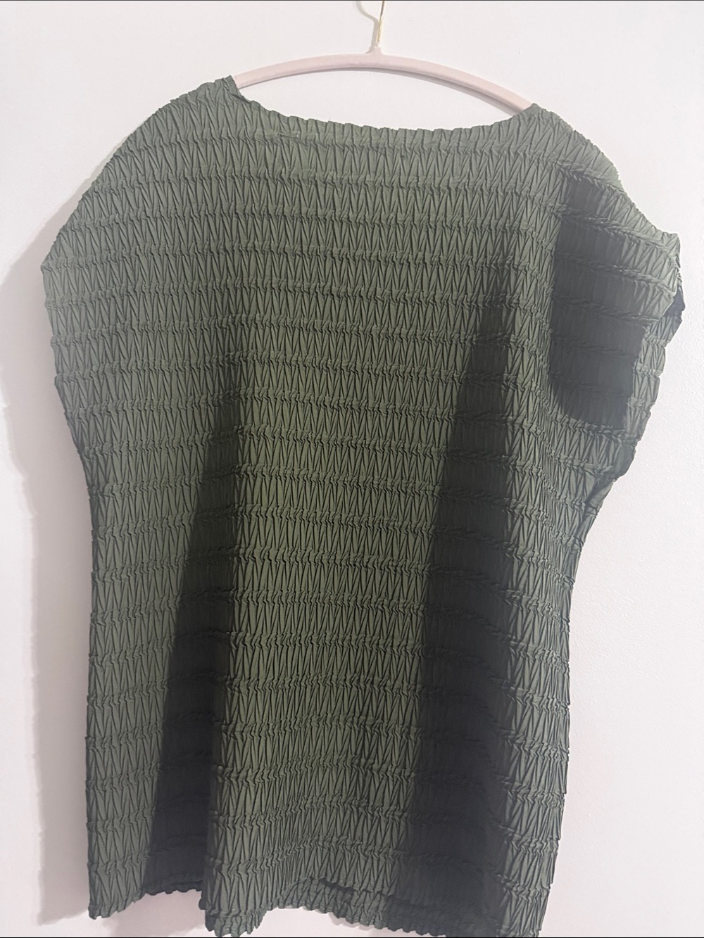 Tahari Olive Green Textured Smocked Blouse - Picture 5 of 5